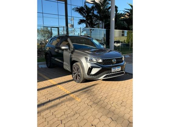 VOLKSWAGEN TAOS 1.4 250 TSI TOTAL FLEX COMFORTLINE AUTOMÁTICO